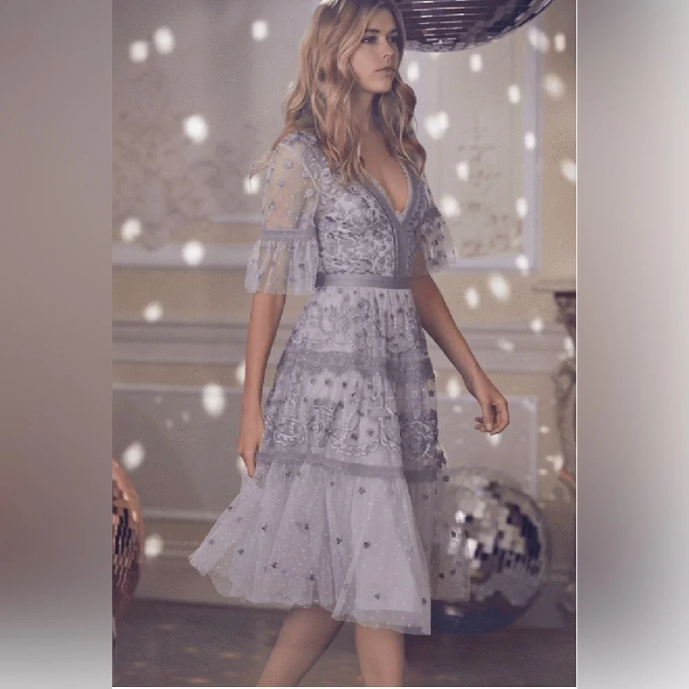 Needle and Thread Midsummer Lace Dress Size 0 - Picture 3 of 12